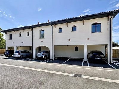 /international/fr/saint-jean-d-illac-aquitaine-310110353265/
