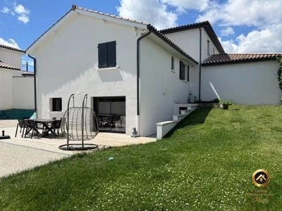 /international/fr/lucenay-rhone-310108117841/