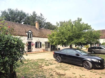 /international/fr/sully-sur-loire-centre-val-de-loire-310102726256/