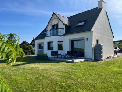 /international/fr/plomodiern-brittany-310100434486/
