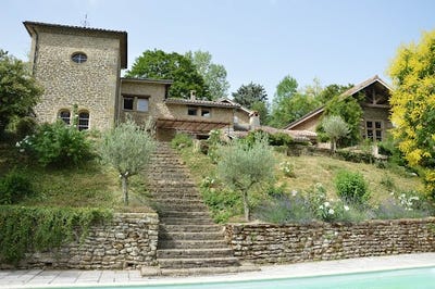 /international/fr/saint-donat-sur-l-herbasse-rhone-310100083330/