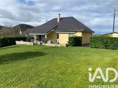 /international/fr/lurbe-saint-christau-aquitaine-310106414376/
