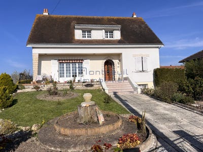 /international/fr/loudun-charente-310107025739/