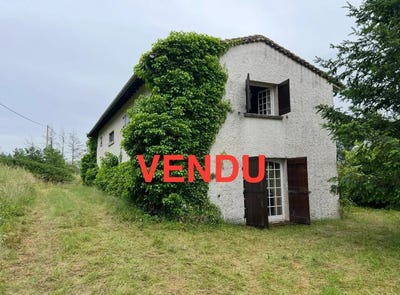 /international/fr/feurs-centre-val-de-loire-120094567851/