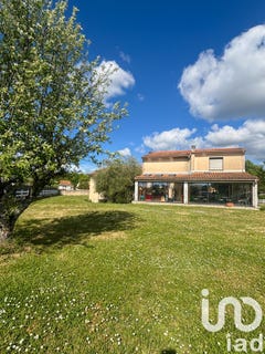 /international/fr/chaniers-charente-310105650914/