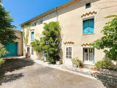 /international/fr/corbieres-languedoc-roussillon-310100578046/