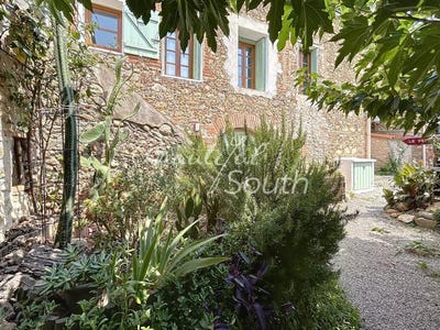 /international/fr/camelas-languedoc-roussillon-310107254080/