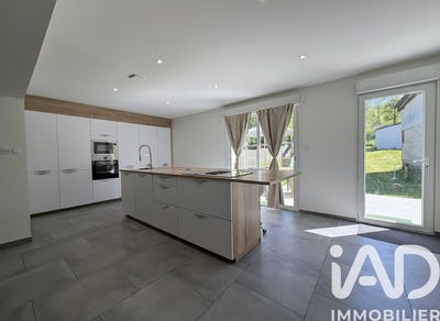 /international/fr/bourthes-calais-310107671055/