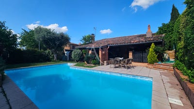 /international/fr/castelmaurou-midi-pyrenees-310105370894/