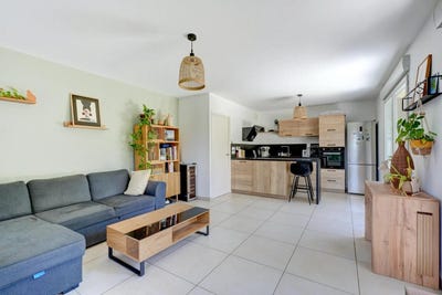 /international/fr/sainte-foy-les-lyon-rhone-310108776748/