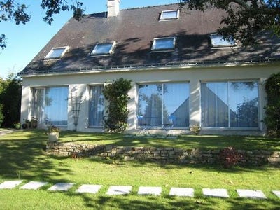 /international/fr/guemene-sur-scorff-brittany-120098412265/