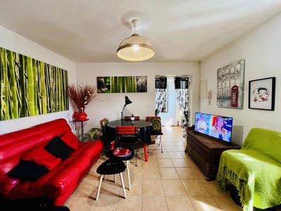 /international/fr/lodeve-languedoc-roussillon-310108375919/