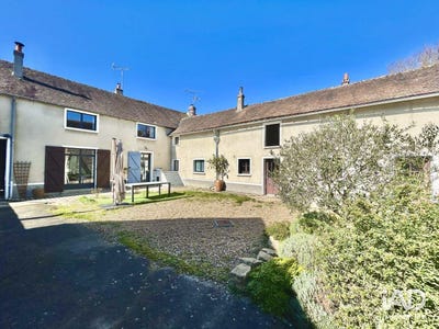 /international/fr/la-chapelle-la-reine-ile-de-france-310106685692/