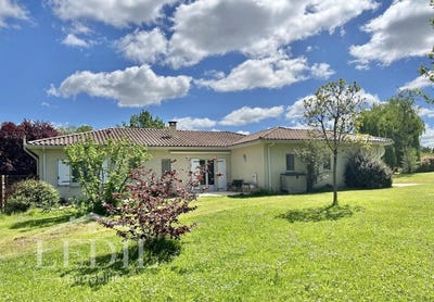 /international/fr/casteljaloux-aquitaine-310107450977/