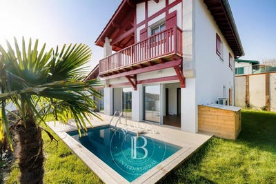 /international/fr/urrugne-aquitaine-310107626339/