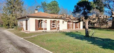 /international/fr/fargues-aquitaine-120097939531/