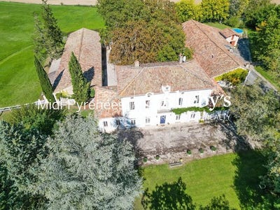 /international/fr/lavaur-midi-pyrenees-310097274958/