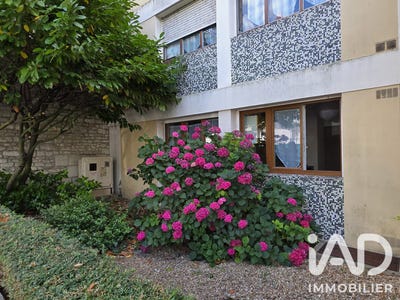 /international/fr/chatellerault-charente-310109219840/