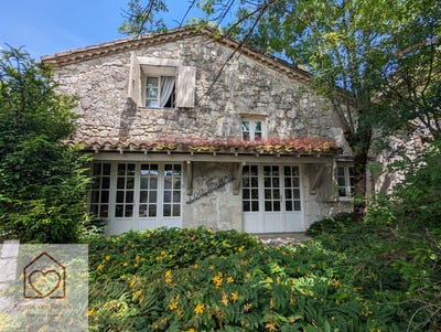 /international/fr/montjoi-midi-pyrenees-310107450999/?lang=th