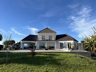 /international/fr/nay-la-basse-normandie-310104234030/