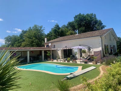 /international/fr/menesplet-aquitaine-310107257325/