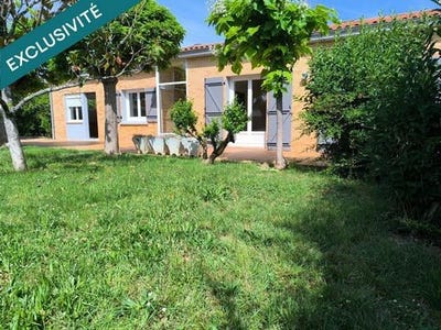 /international/fr/saint-benoit-de-carmaux-midi-pyrenees-310107814334/