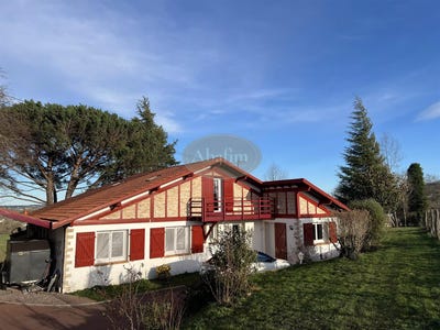 /international/fr/saint-palais-aquitaine-310106019933/