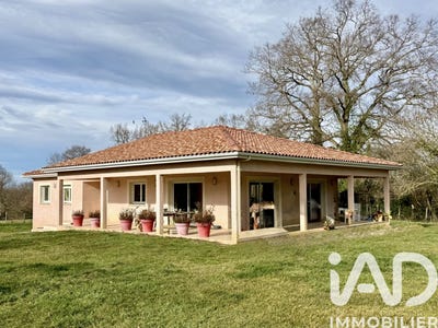/international/fr/franquevielle-midi-pyrenees-310104888246/