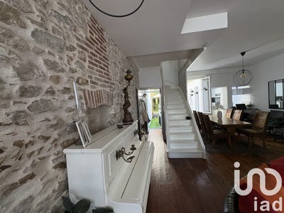 /international/fr/la-roche-sur-yon-pays-de-la-loire-310100988441/?lang=zh-tw