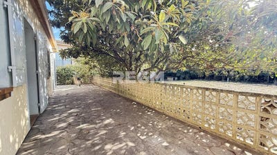 /international/fr/valergues-languedoc-roussillon-310102766741/