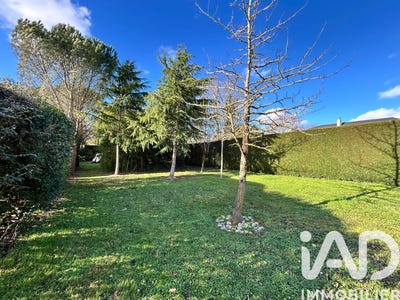 /international/fr/murs-erigne-pays-de-la-loire-310105890438/