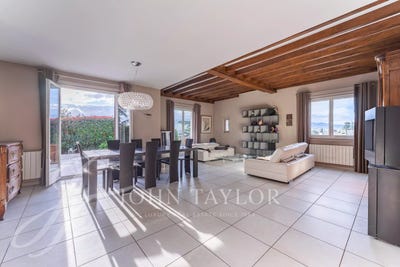 /international/fr/saint-etienne-upper-normandy-310107245564/