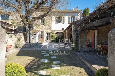 /international/fr/alleins-provence-alpes-cote-d-azur-310108043347/