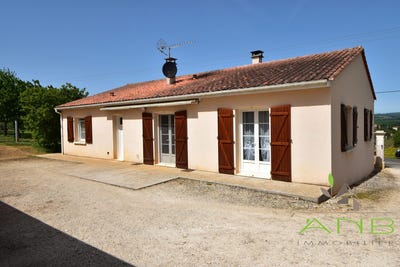 /international/fr/montbron-charente-310103465412/