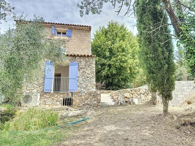 /international/fr/villecroze-provence-alpes-cote-d-azur-310098903400/
