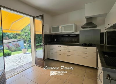 /international/fr/montpon-menesterol-aquitaine-310108593128/