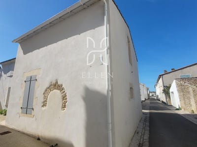 /international/fr/les-portes-en-re-charente-310107759287/