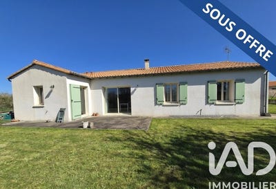 /international/fr/perigne-charente-310105809138/