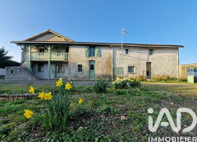 /international/fr/la-chapelle-saint-laurent-charente-310106042757/