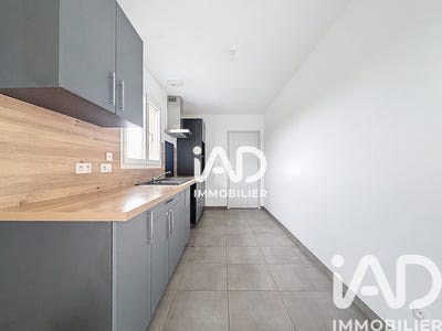 /international/fr/la-saussaye-upper-normandy-310105894455/