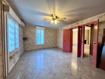 /international/fr/puisserguier-languedoc-roussillon-310108526869/