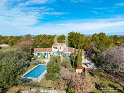 /international/fr/menerbes-provence-alpes-cote-d-azur-310108675886/
