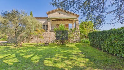 /international/fr/berrias-et-casteljau-rhone-310107499587/