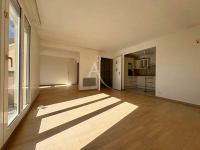/international/fr/bures-sur-yvette-ile-de-france-310106604300/