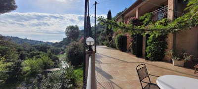 /international/fr/le-lavandou-hh-15571550-le-lavandou-provence-alpes-cote-d-azur-310100954693/