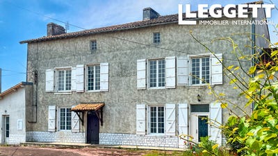 /international/fr/la-magdeleine-charente-310100486889/