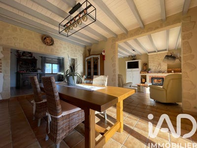 /international/fr/cubnezais-aquitaine-310105740926/