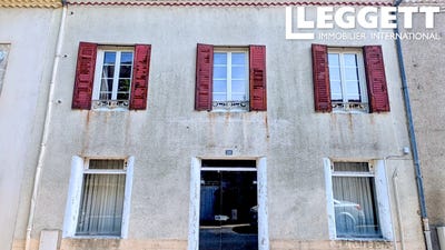 /international/fr/chalus-auvergne-310107765992/
