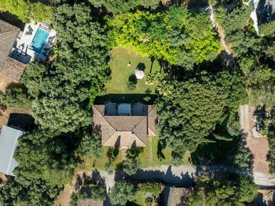 /international/fr/castelnau-le-lez-languedoc-roussillon-310109098527/