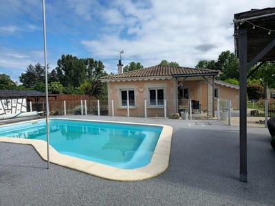/international/fr/houeilles-aquitaine-310107972435/